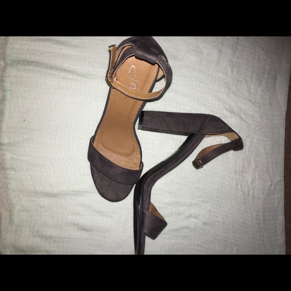 Platform heels - Picture 2 of 4